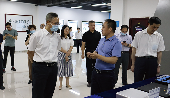 沈竹林 16：9.png